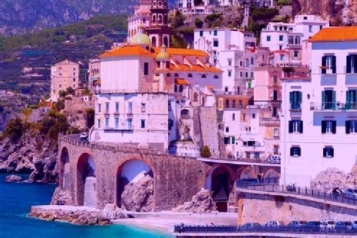 Eleanor, 32 — Escort in Termini, Italy