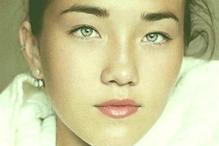 Eleanor, 33, a auburn blue-eyed asian companion based in Llano Grande. Offering Deep French Kissing, CIM, Tantra. Available for incall and outcall, day and e...
