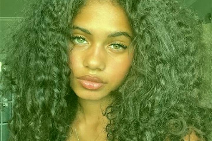 Eleanor, 33, a auburn blue-eyed ebony companion based in Gavere. Offering Erotic Massage, Dinner Date, Domination, Overnight, BDSM. Available for incall and ...