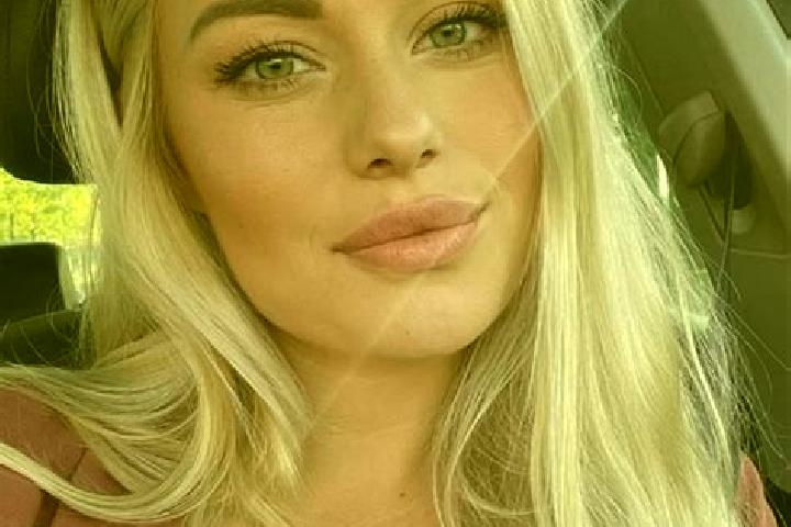 Eleanor, 33, a blonde hazel-eyed indian companion based in Gombe. Offering Tantra, Erotic Massage, 69, Deep French Kissing, Duos. Available for incall and ou...