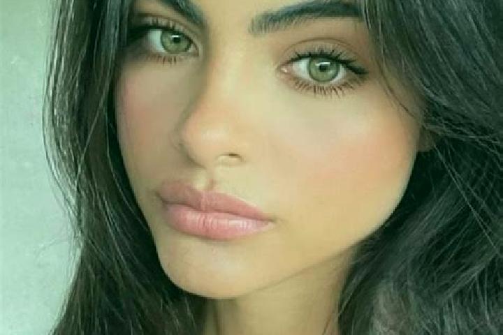 Eleanor, 33, a brunette dark-eyed middle eastern companion based in Chmielno. Offering Roleplay, A-Level, Prostate Massage, OWO. Available for incall and out...