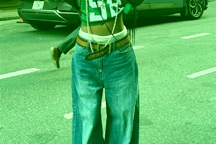 Eleanor, 33 — Escort in Breezy Point, United States