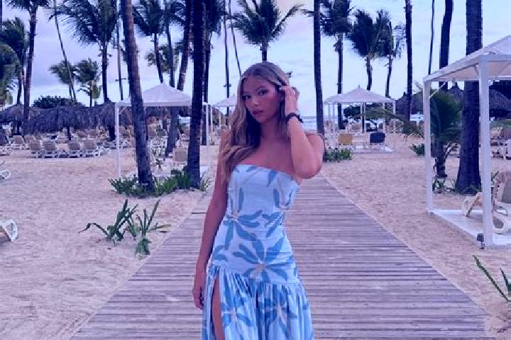 Eleanor, 33 — Escort in Estiva, Brazil