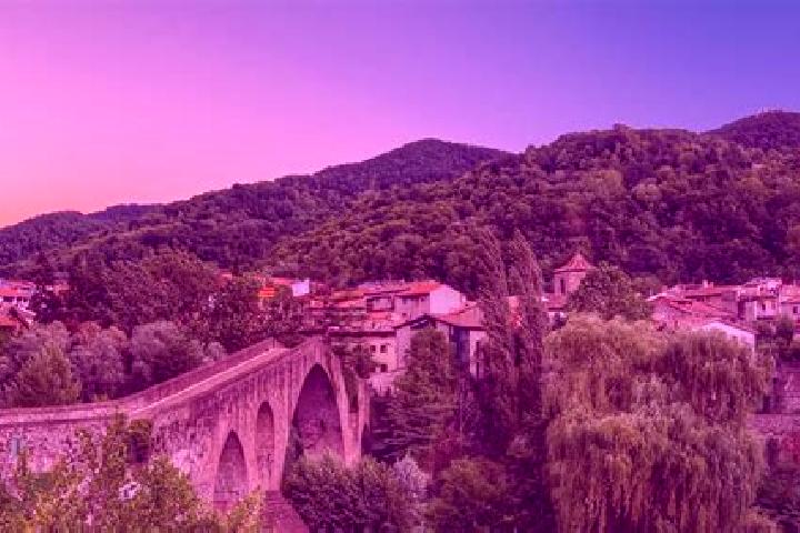 Eleanor, 33 — Escort in Sant Joan de les Abadesses, Spain