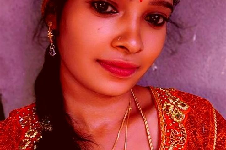 Eleanor, 33 — Escort in Tittagudi, India