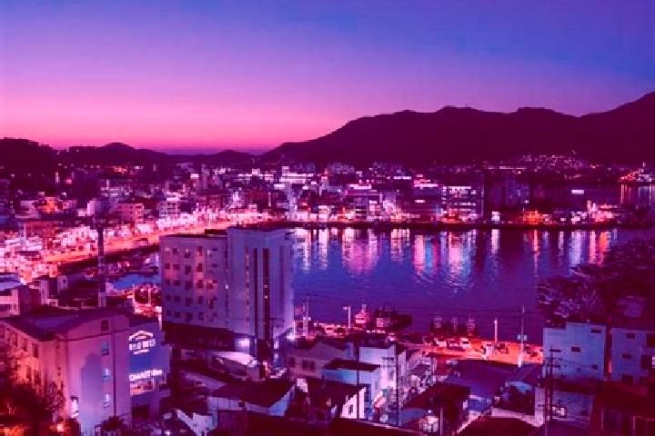 Eleanor, 33 — Escort in Tongyeong, South Korea