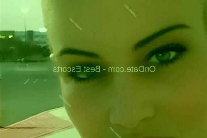 Eleanor, 34 — Escort in Mescalero, United States