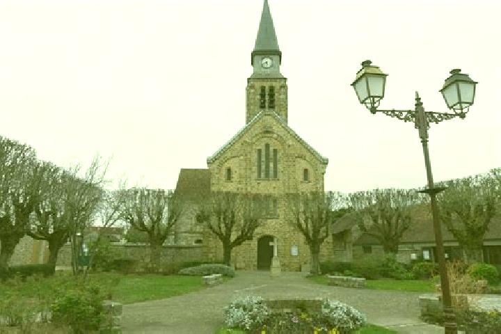 Eleanor, 34 — Escort in Vieille-Eglise-en-Yvelines, France