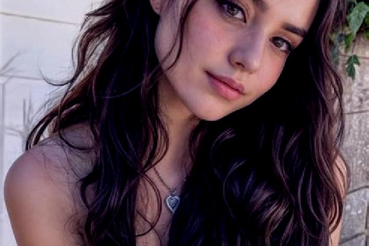 Eleanor, 35, a blonde hazel-eyed european companion based in Provaglio d Iseo. Offering 69, CIM, Roleplay, Striptease, Overnight. Available for incall and ou...