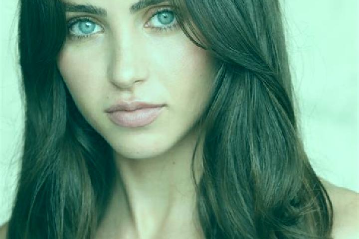 Eleanor, 35, a brunette grey-eyed european companion based in Chiauci. Offering Tantra, Prostate Massage, BDSM. Available for incall and outcall, overnight b...