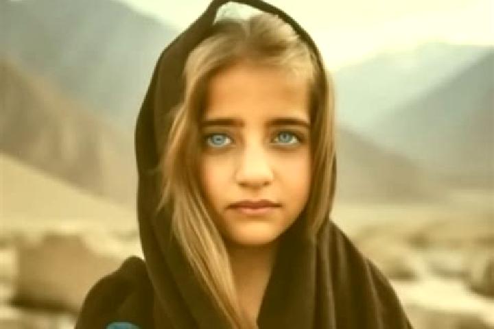 Eleanor, 35, a red blue-eyed middle eastern companion based in Loa Janan. Offering A-Level, Girlfriend Experience, OWO. Available for incall and outcall, ove...