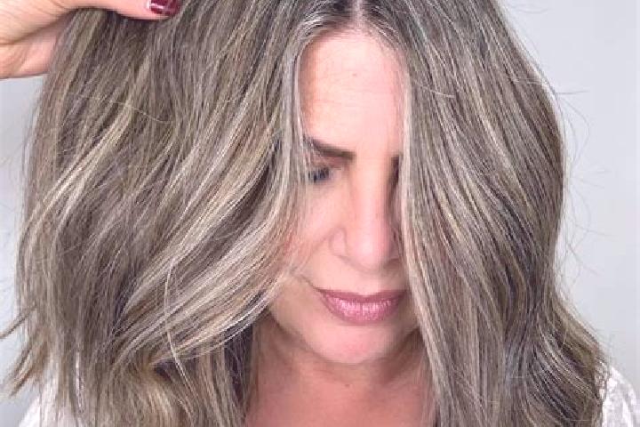 Eleanor, 36, a dark blonde grey-eyed mixed companion based in Marcelcave. Offering Prostate Massage, Erotic Massage, Massage, Travel Companion, Striptease. A...