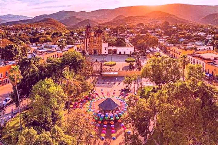 Eleanor, 36 — Escort in Jalpan (Jalpa), Mexico