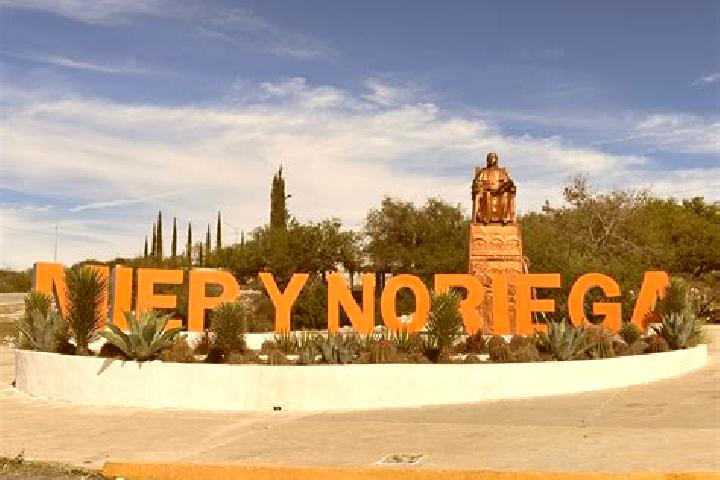 Eleanor, 37 — Escort in Mier y Noriega, Mexico