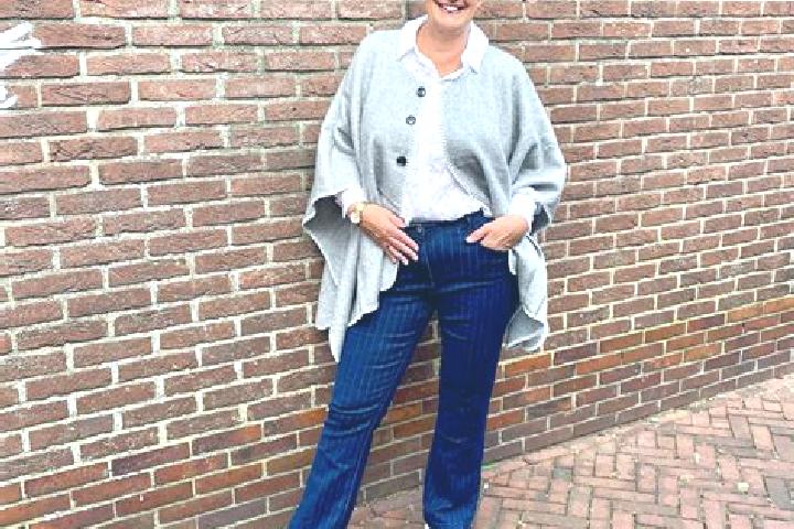 Eleanor, 37 — Escort in Onderdendam, Netherlands
