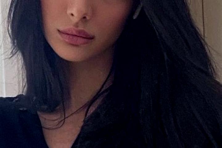 Eleanor, 38, a black brown-eyed middle eastern companion based in Cilawu. Offering Party Girl, 69, Girlfriend Experience, Erotic Massage. Available for incal...