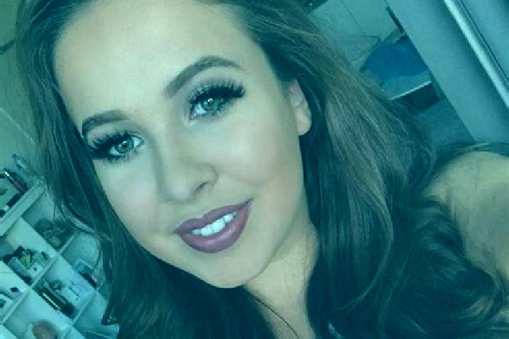 Eleanor, 38, a blonde brown-eyed ebony companion based in Beveridge. Offering OWO, A-Level, Dinner Date, CIM. Available for incall and outcall, overnight boo...