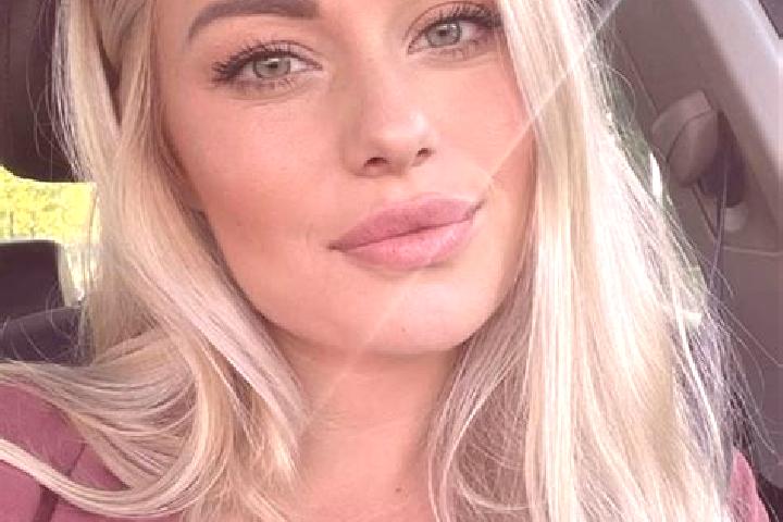 Eleanor, 38, a blonde hazel-eyed european companion based in Barbacoas. Offering Overnight, Dinner Date, Striptease, Deep French Kissing, GFE. Available for ...