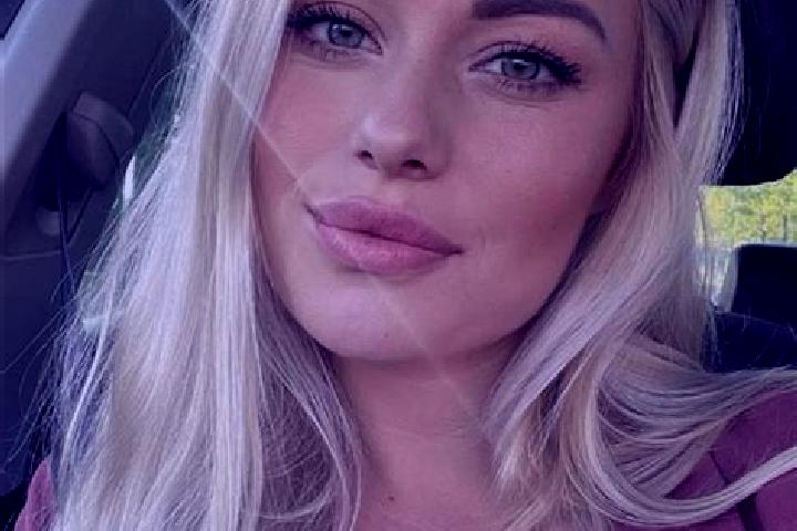 Eleanor, 38, a blonde hazel-eyed middle eastern companion based in Collegeville. Offering Domination, CIM, Erotic Massage, Prostate Massage. Available for in...