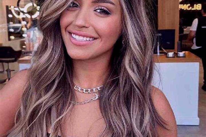 Eleanor, 38, a dark blonde grey-eyed middle eastern companion based in Totton. Offering Travel Companion, Couples, Party Girl. Available for incall and outca...