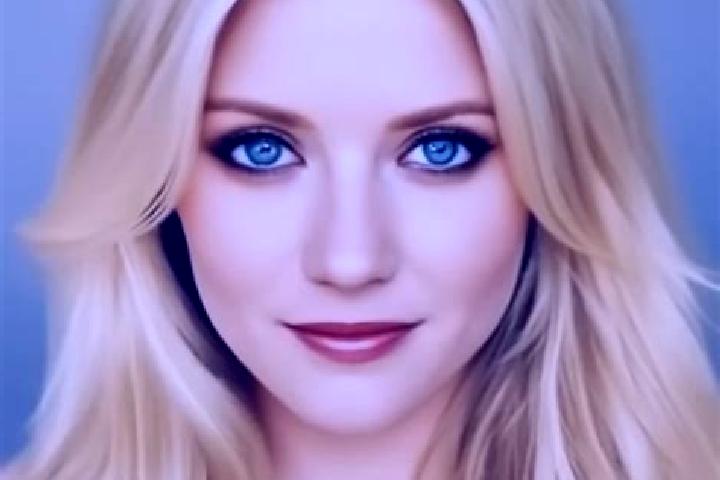 Eleanor, 39, a blonde amber-eyed mixed companion based in Scotland Neck. Offering Travel Companion, Erotic Massage, Prostate Massage. Available for incall an...