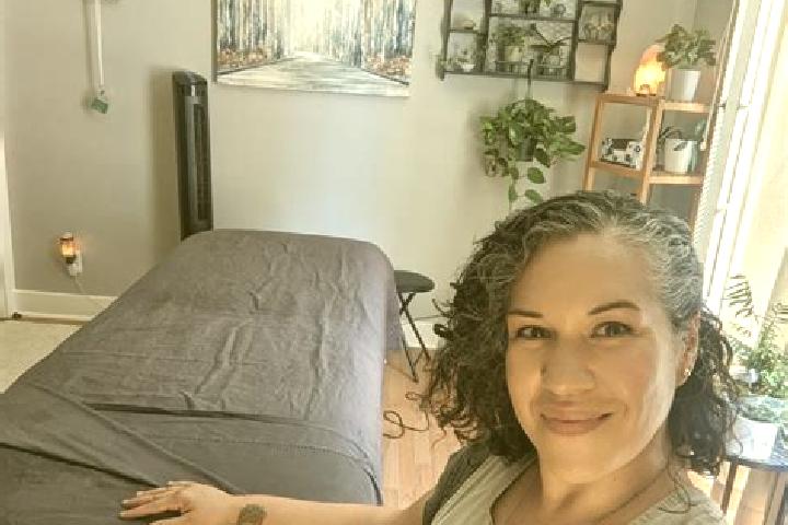 Eleanor, 39, a dark blonde amber-eyed caribbean companion based in Quanah. Offering Fetish, Travel Companion, Couples, Massage. Available for incall and outc...