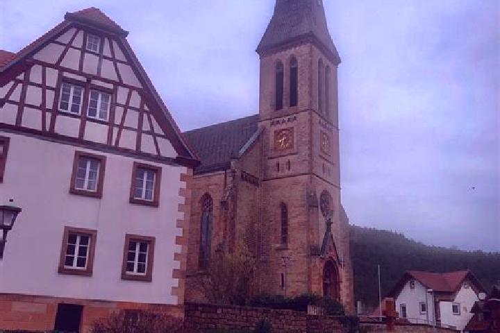 Eleanor, 39 — Escort in Muenchweiler an der Rodalb, Germany
