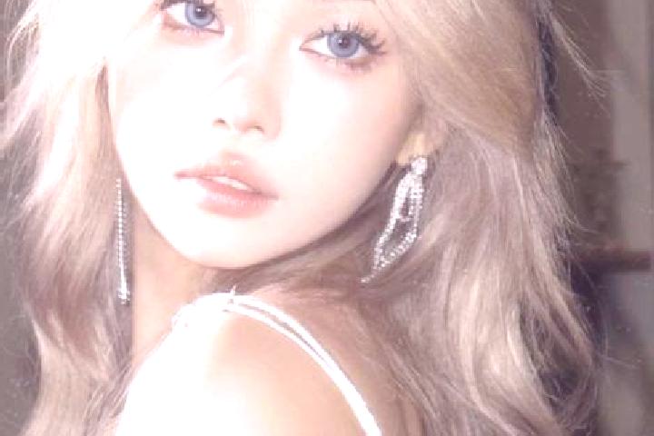 Elizabeth, 20, a blonde grey-eyed asian companion based in Anavyssos. Offering Massage, Tantra, Travel Companion, OWO, Domination. Available for incall and o...