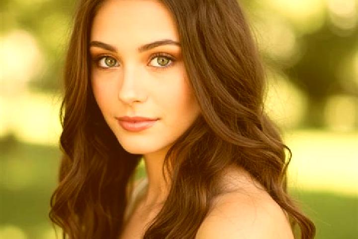 Elizabeth, 20, a brunette hazel-eyed caucasian companion based in Gan. Offering A-Level, Dinner Date, Travel Companion, Overnight, OWO. Available for incall ...