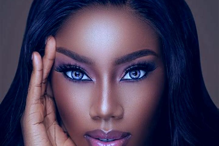 Elizabeth, 20, a chestnut blue-eyed ebony companion based in Pohan. Offering Prostate Massage, Striptease, Couples. Available for incall and outcall, overnig...