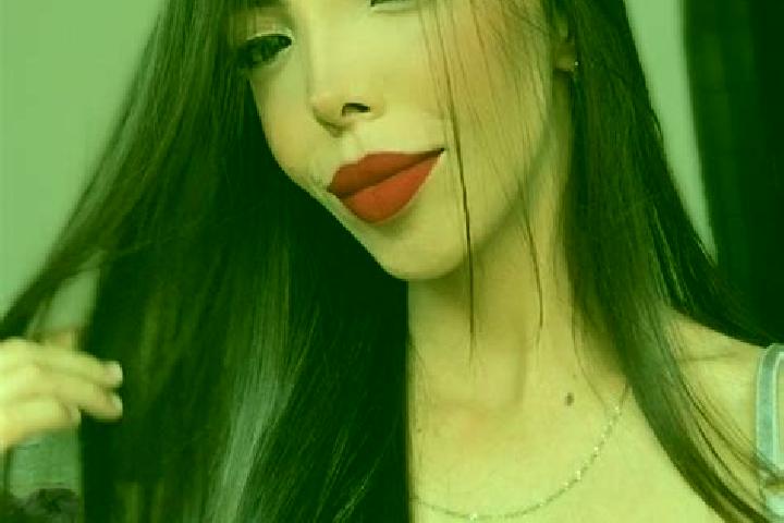 Elizabeth, 20 — Escort in Caldazinha, Brazil