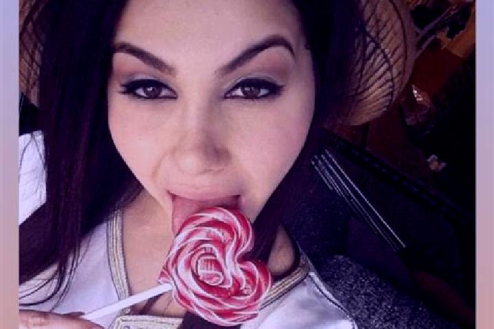 Elizabeth, 20 — Escort in Ciocotis, Romania