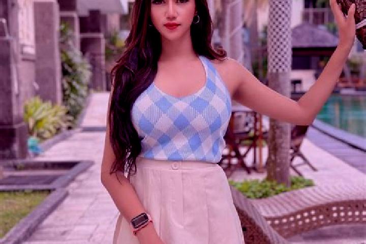 Elizabeth, 20 — Escort in Kaloghodalo, Indonesia