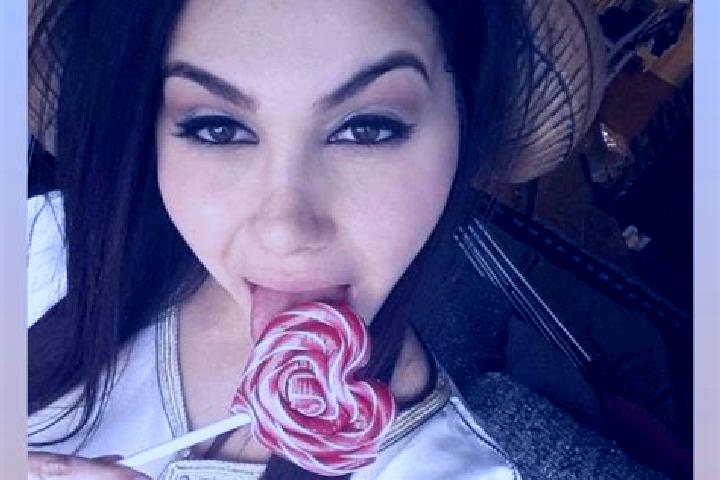 Elizabeth, 20 — Escort in Lishi, China