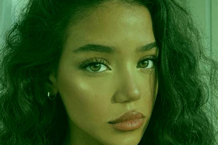 Elizabeth, 21, a black brown-eyed asian companion based in Kumtich. Offering Party Girl, Deep French Kissing, GFE. Available for incall and outcall, day and ...