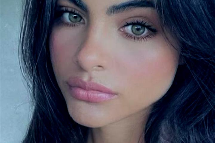 Elizabeth, 21, a brunette green-eyed middle eastern companion based in Sde Yo av. Offering BDSM, Dinner Date, Fetish, Roleplay, Tantra. Available for incall ...
