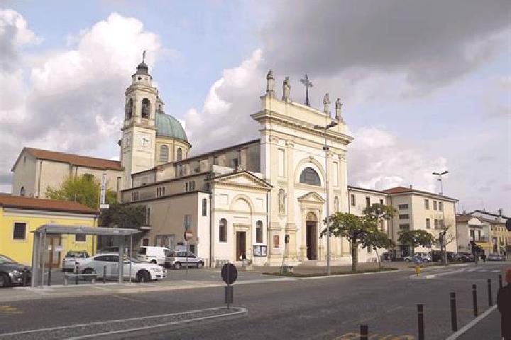 Elizabeth, 21 — Escort in San Giovanni Lupatoto, Italy