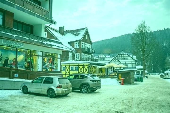 Elizabeth, 21 — Escort in Spindleruv Mlyn, Czech Republic