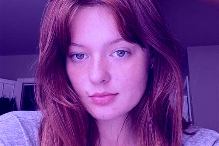 Elizabeth, 22, a dark blonde amber-eyed indian companion based in Saint-Rome-de-Tarn. Offering A-Level, Roleplay, OWO, Duos. Available for incall and outcall...