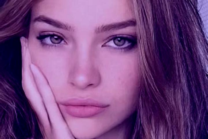 Elizabeth, 22, a red hazel-eyed caucasian companion based in Eixo. Offering Travel Companion, OWO, Party Girl, Deep French Kissing, Girlfriend Experience. Av...
