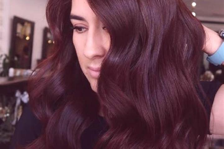 Elizabeth, 23, a auburn dark-eyed european companion based in Gouakpale. Offering Massage, GFE, Fetish. Available for incall and outcall, day and evening dates.