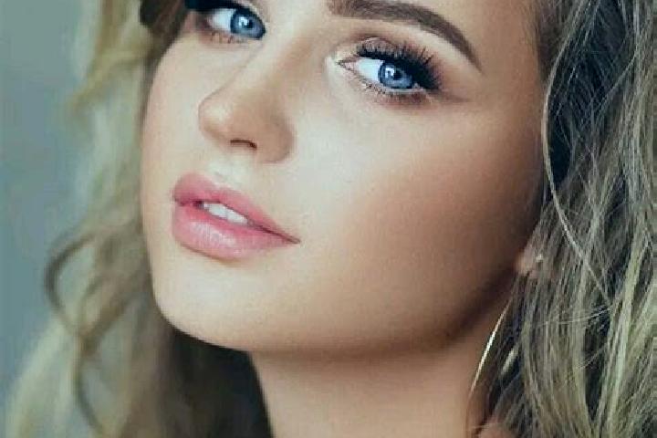 Elizabeth, 23, a dark blonde blue-eyed indian companion based in Altos de Jecopaco. Offering A-Level, Duos, Girlfriend Experience. Available for incall and o...