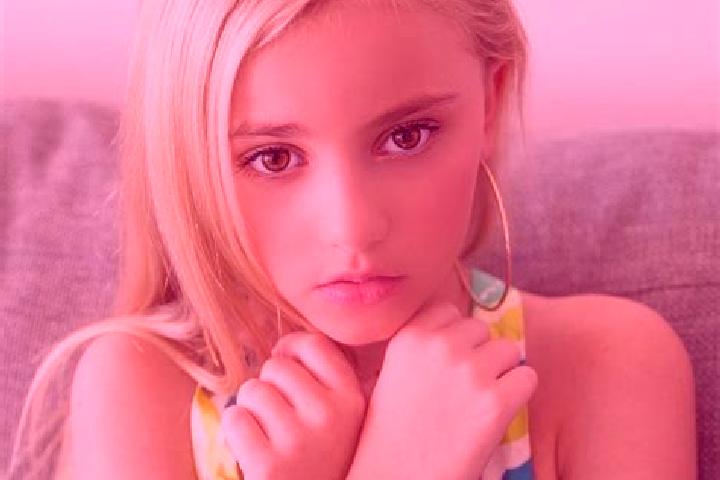 Elizabeth, 23 — Escort in Ryl sk, Russia