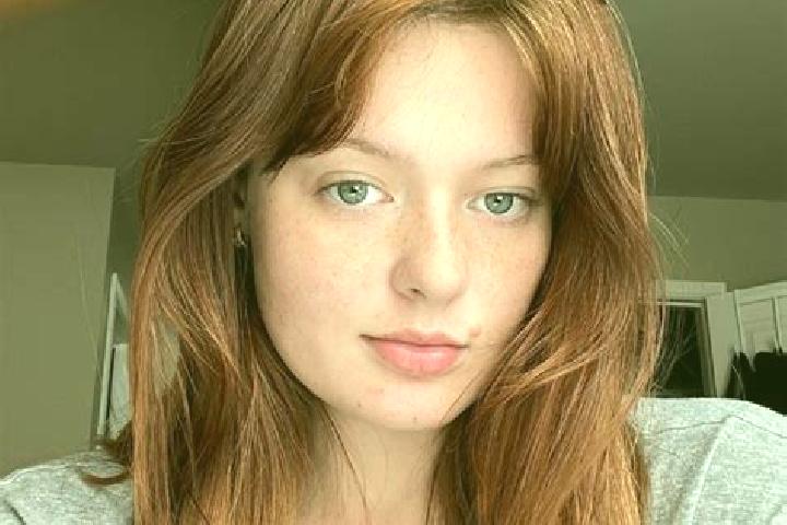 Elizabeth, 24, a auburn blue-eyed ebony companion based in Sanfutan. Offering OWO, Tantra, Erotic Massage, Deep French Kissing. Available for incall and outc...