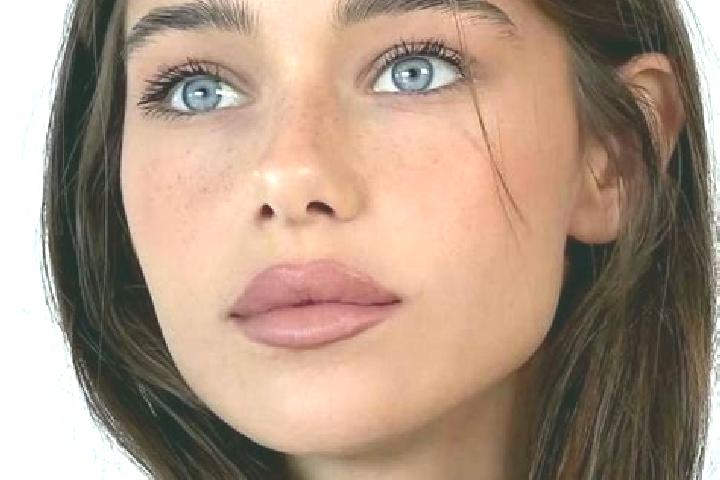 Elizabeth, 24, a brunette blue-eyed mixed companion based in Century. Offering GFE, 69, Deep French Kissing, Erotic Massage. Available for incall and outcall...