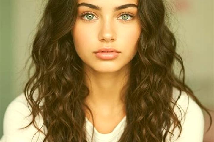 Elizabeth, 24, a brunette green-eyed mediterranean companion based in Kamiitoda. Offering Couples, OWO, Duos, Dinner Date. Available for incall and outcall, ...