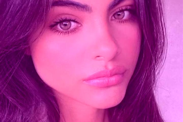 Elizabeth, 24, a brunette green-eyed middle eastern companion based in Salles-sur-l Hers. Offering Roleplay, Striptease, A-Level, 69. Available for incall an...