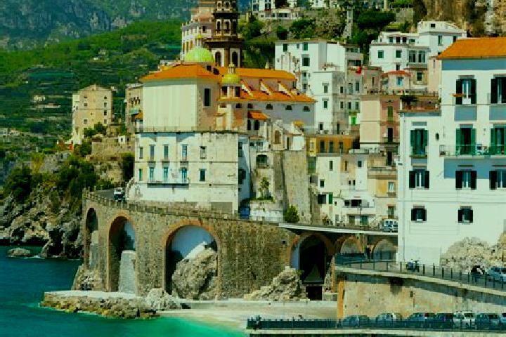 Elizabeth, 24 — Escort in Ciardes, Italy