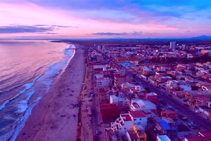 Elizabeth, 24 — Escort in San Antonio de las Palmas, Mexico