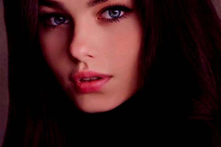 Elizabeth, 25, a black grey-eyed slavic companion based in Montano Antilia. Offering Roleplay, BDSM, Tantra, A-Level, Dinner Date. Available for incall and o...